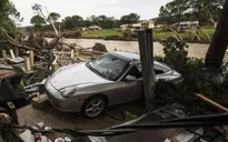 Mỹ ban bố tình trạng thảm họa tại Texas