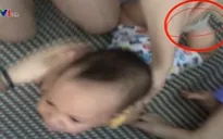 Các clip bảo mẫu bạo hành trẻ liên tiếp gây chấn động dư luận