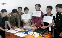 Bắt vụ vận chuyển 18 bánh heroin, 12.000 viên ma túy