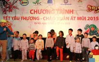 Tết yêu thương đến với các bệnh nhi nghèo