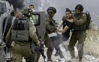 Israel bắt giữ hàng chục người Palestine