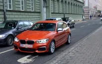 BMW M135i lần đầu xuất hiện trên phố