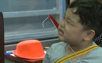 Quý tử nhà Xuân Bắc liên tục bóc mẽ chiêu trò của bố