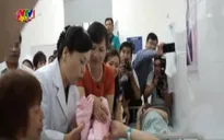 Bộ trưởng Bộ Y tế thăm và chúc Tết các bệnh viện tại TP.HCM