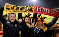 Man Utd “ép” fan mua vé xem trận đá lại với Cambridge
