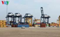 Cảng container trung tâm Sài Gòn đón chuyến tàu đầu tiên năm 2015