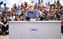 ĐD Woody Allen không thoải mái vì được tán thưởng tại Cannes
