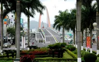 Thông xe cầu vượt 3 tầng đầu tiên ở Việt Nam