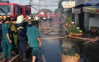 TP.HCM: Cháy lớn tại 11 căn nhà, 1 người thiệt mạng
