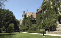 Mỹ: Đại học Chicago đóng cửa do bị đe dọa