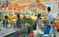 TP.HCM: Chợ và siêu thị rộn ràng ngày đầu năm