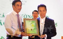 Giải Báo cáo thường niên 2015: HSC được vinh danh