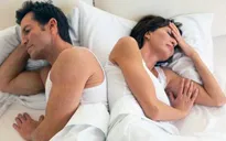 Phụ nữ và đàn ông đối mặt thế nào với áp lực hôn nhân?