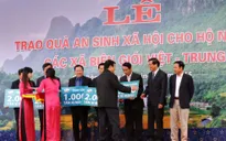Chủ tịch nước dự Lễ trao tặng quà an sinh xã hội 7 tỉnh biên giới