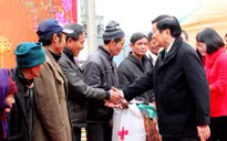 Chủ tịch nước thăm, chúc Tết đồng bào, chiến sỹ tại Lào Cai