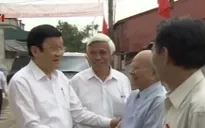 Chủ tịch nước thăm Bảo tàng các chiến sỹ bị địch bắt tù đày