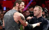Rooney hạ knock-out nhà vô địch WWE bằng một cú tát