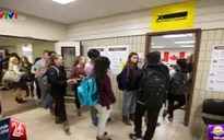 Cử tri Canada bắt đầu đi bỏ phiếu sớm