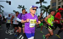 Cụ bà 92 tuổi lập kỷ lục tại cuộc thi marathon ở Mỹ