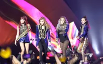 Trở lại bất ngờ, 2NE1 đã sẵn sàng hứng ‘gạch đá’?