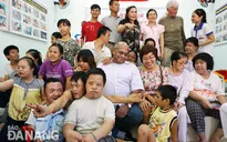 Tổ chức VVA trao quà cho gia đình nạn nhân da cam Đà Nẵng