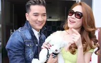 Đàm Vĩnh Hưng tặng gấu bông cho Mỹ Tâm tại Giọng hát Việt