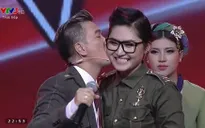 Bán kết Giọng hát Việt 2015: Đàm Vĩnh Hưng hôn tạm biệt Vicky Nhung