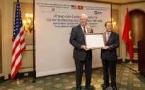 Tổng Bí thư dự lễ trao giấy phép xây dựng trường Đại học Fulbright