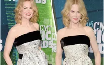 CMT Awards 2015: Nicole Kidman khoe mặt "cứng đờ" như tượng sáp