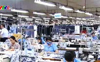Tăng lương tối thiểu: Công nhân lo nhiều hơn vui