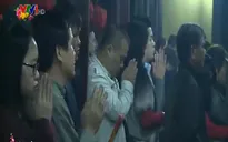 Giới trẻ Hà thành nô nức đi lễ chùa đầu năm