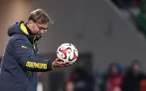 Dortmund đứng cuối bảng, Jurgen Klopp quyết không từ chức
