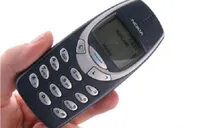 Hơn 20% người dân Italy vẫn thích dùng điện thoại "cục gạch"