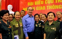 Đồng chí Nguyễn Thiện Nhân gặp mặt cựu thanh niên xung phong các thời kỳ