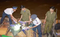 Bắt giữ tàu chở 6.000 gói thuốc lá lậu trên vùng biển Kiên Giang