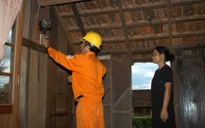 Biểu giá điện sinh hoạt 3 - 4 bậc phù hợp với hộ nghèo