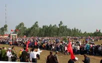 Lên Gò Thì Thùng xem nông dân đua ngựa