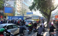 Hà Nội: Xây dựng đường sắt đô thị, dân khổ vì ùn tắc