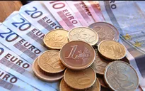 Đồng Euro mất giá kỉ lục trong 12 năm