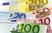 Vì sao đồng Euro rớt giá thê thảm?