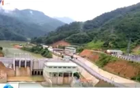 Sống cạnh nhà máy thủy điện nhưng chưa bao giờ có điện