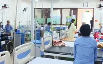 Giảm tải bệnh viện: Cần giải pháp từ tuyến TƯ đến cơ sở