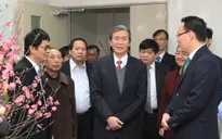 Đồng chí Đinh Thế Huynh thăm và chúc Tết Đài THVN