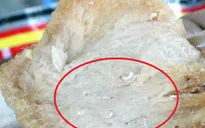 Phát hiện giòi trong thực phẩm chay đóng gói