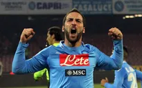 Chuyển nhượng 13/7: Arsenal tính gây sốc với “chân gỗ” Higuain?