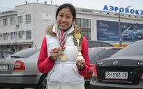 VĐV thể dục nghệ thuật Linda Trương về nước tham dự SEA Games 28