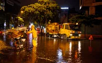 Hà Nội ngập nặng sau trận mưa lớn tối 26/8