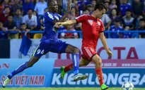 Mạc Hồng Quân lập cú đúp, HAGL thảm bại trước chủ nhà Than QN