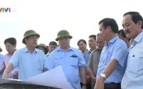 Kiểm tra công tác khắc phục hạn hán tại Quảng Trị