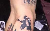 Hâm mộ Michael Jackson, Sergio Ramos xăm hình Vua nhạc Pop cực chất